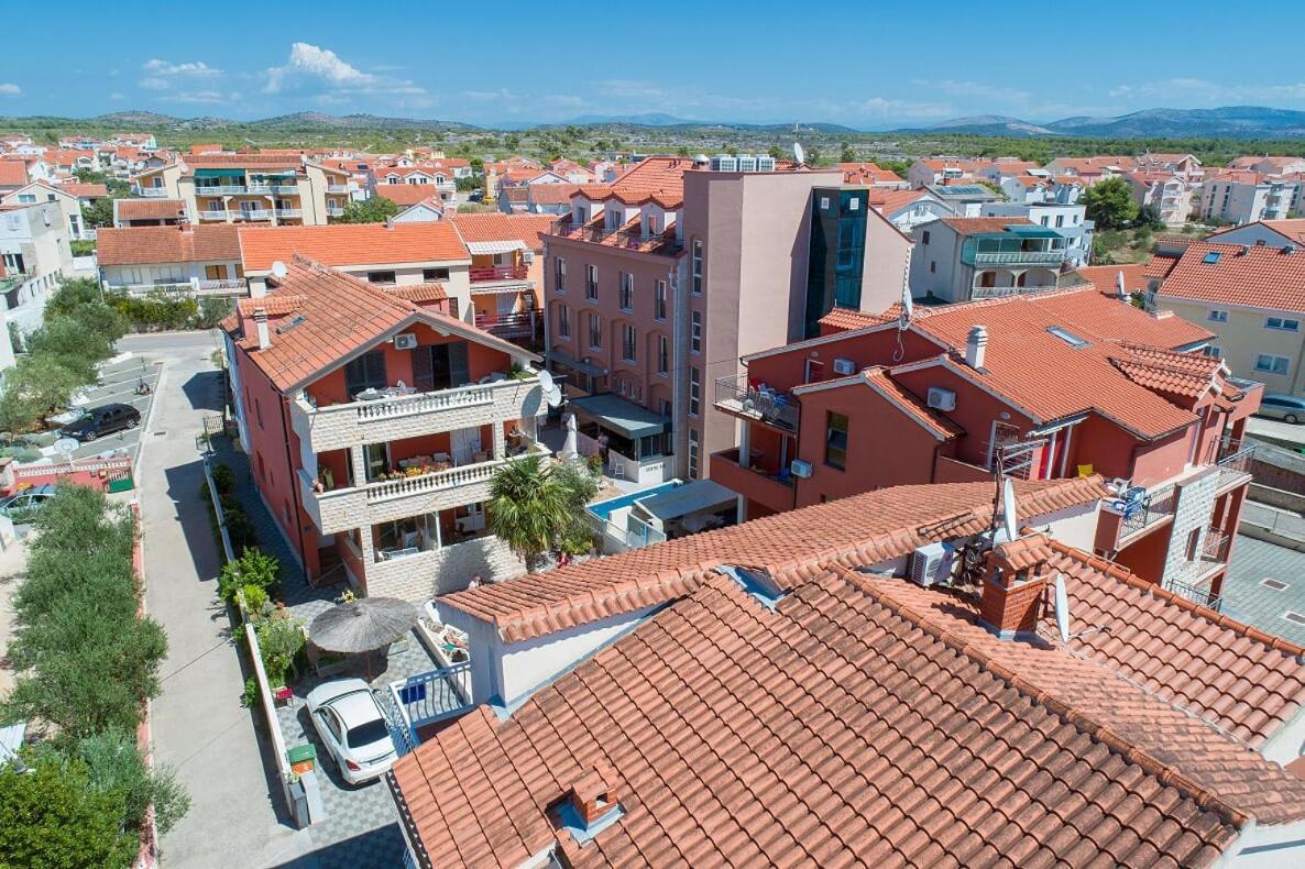 Stella Maris Apartments Vodice Bagian luar foto